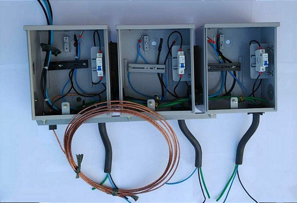 PADRÃO AGRUPAMENTO 2CX MONOFASICAS 63A + 1CX BIFASICA 63A 7M (REDE TRIFASICA)