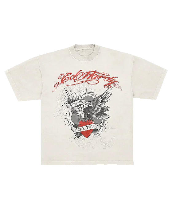 Camiseta Off White "Brave Hearts" Ed Hardy