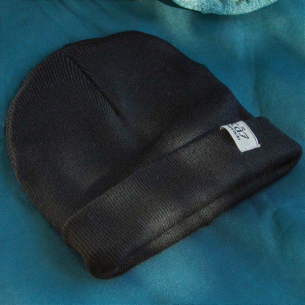 Touca Básica de Tricot Lisa Canelada