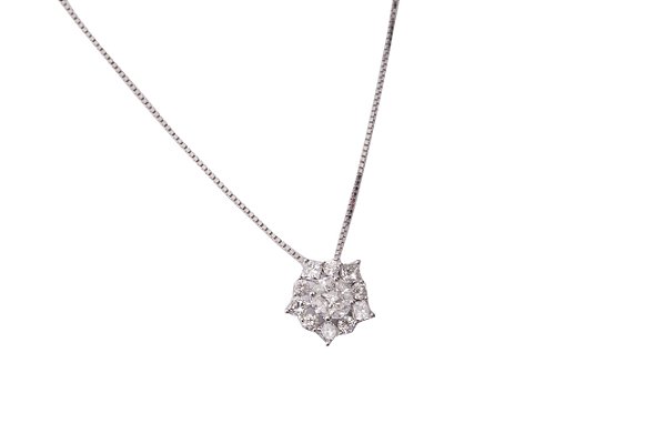 Gargantilha ouro branco modelo ilusão de diamantes