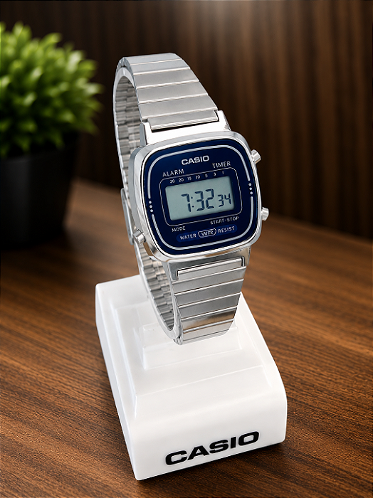 Relógio Casio Feminino Prata - LA670WA-2DF