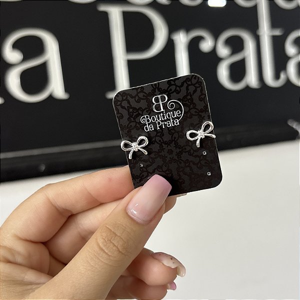 Brinco de Prata Laço Cravejado