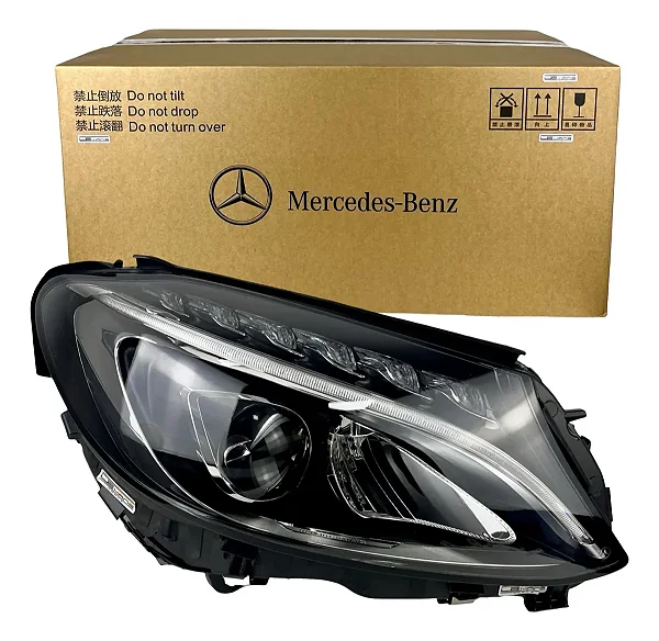 Farol Direito Mercedes C180 C200 C220 C250 C300 C43 Amg A2059067403