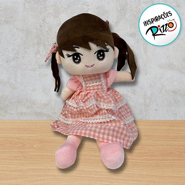Boneca De Pelúcia Com Vestido Xadrez - Rosa - 35cm - 1 unidade - Rizzo