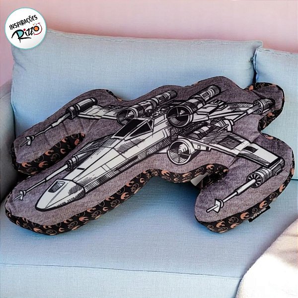 Almofada Formato Nave Star Wars - 43x21cm - 1 unidade - Disney Original - Rizzo