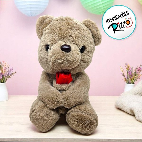 Urso De Pelúcia Com Flor - Marrom - 27cm - 1 unidade - Rizzo