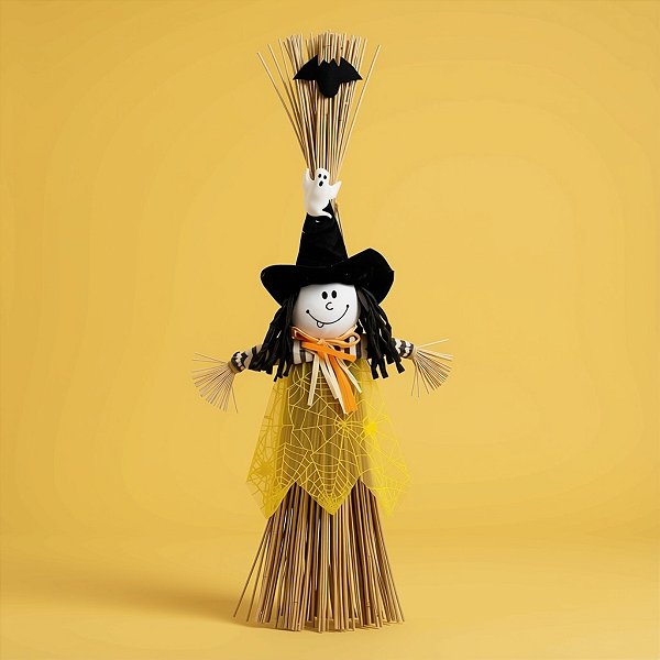 Enfeite Decorativo De Halloween - Vassoura De Bruxa Amarela - 60x25cm - 1 unidade - Rizzo