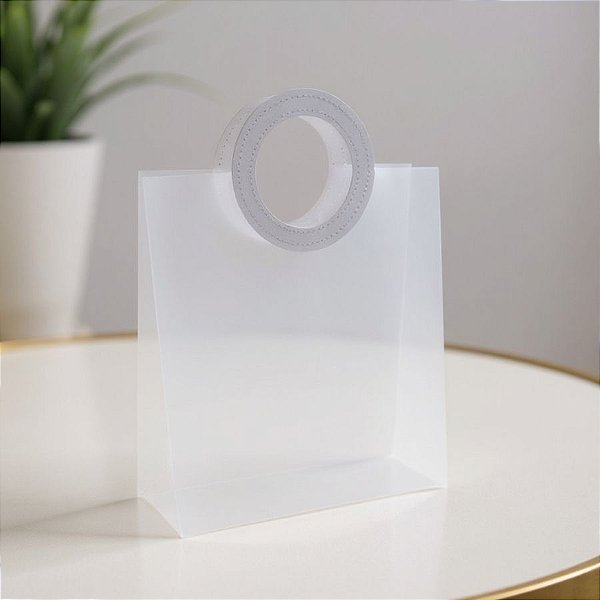 Sacola Transparente Fosca PVC com Alça Redonda de Couro Branco - 23x20x10cm - 1 unidade - Rizzo