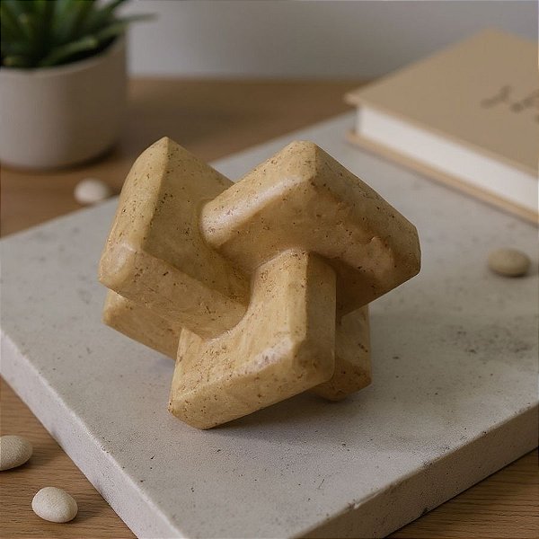 Escultura Entrelaçado em Poliresina - 14x14cm - 1 unidade - Rizzo