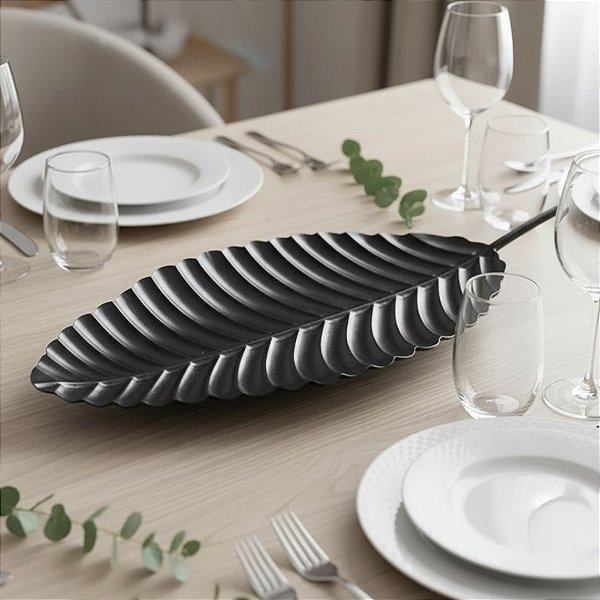 Centro De Mesa Bandeja Folha - Preto - 47x21cm - 1 unidade - Rizzo