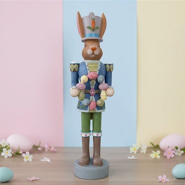 Enfeite Decorativo de Páscoa em Resina - Coelho em Pé Soldadinho com Guirlanda de Ovos - Linha Realeza Premium - 57cm -