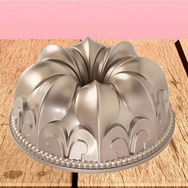 Forma de Torta Suiça - Flor de Lis - 2,4L - 1 unidade - Rizzo