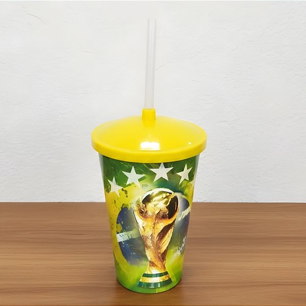Copo com Tampa e Canudo - Brasil Copa do Mundo Amarelo - 700ml - 1 unidade - Rizzo
