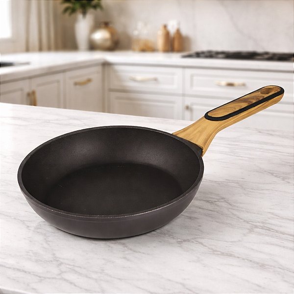 Frigideira de Alumínio Forjado com Revestimento Antiaderente – Linha Charcoal - 2L - 1 unidade - Cromus - Rizzo