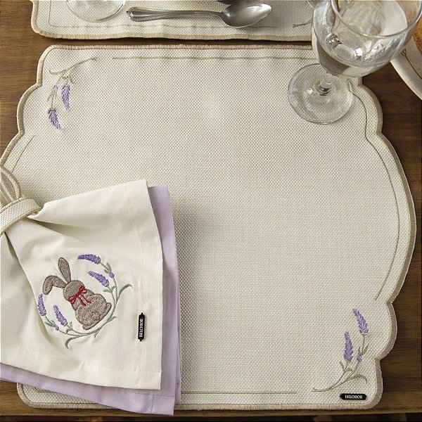 Jogo Americano de Páscoa - Lavandas com Bordado - Bege - 44,5x38,5cm - 1 unidade - Rizzo