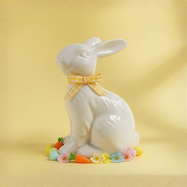 Enfeite Decorativo de Páscoa em Porcelana - Coelho Sentado com Laço - Amarelo - 8x5x12cm - 1 unidade - Rizzo