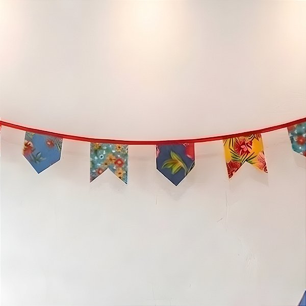 Varal De Bandeirinhas Festa Junina Chita - Cordão Vermelho - 10 Bandeiras - 270cm - 1 unidade - Rizzo