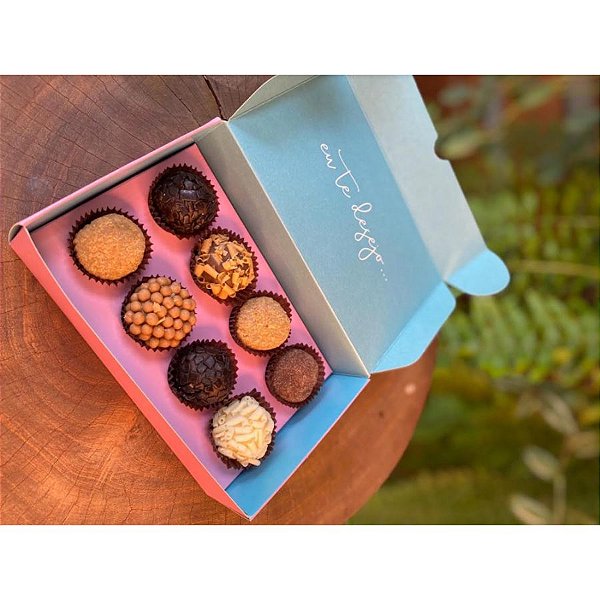 Caixa para 8 brigadeiros com 10 un. Pra Voce Rosa Cromus Rizzo Confeitaria