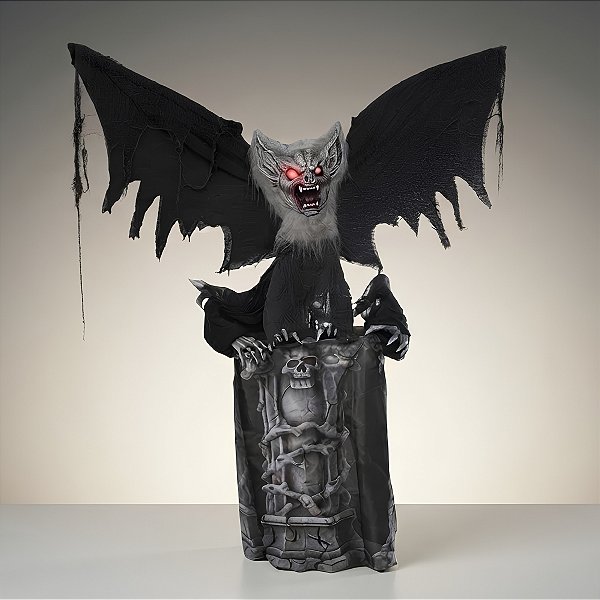 Enfeite Decorativo De Halloween Com Som, Luz e Movimento - Morcego Gigante - 1,50m - 1 unidade - Cromus - Rizzo