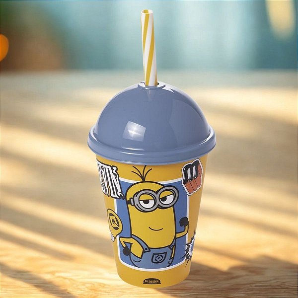 Copo com Tampa e Canudo - Minions - Mod. 3 - 280ml - 1 unidade - Plasútil - Rizzo