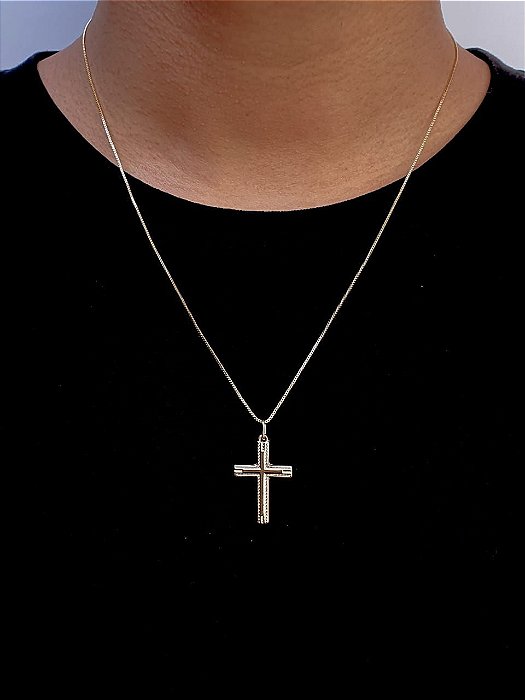 Corrente Veneziana 60cm 1,2mm Fecho Tradicional + Pingente Cruz Detalhada (24X36mm) Banhado A Ouro 18k COR006-PIN006