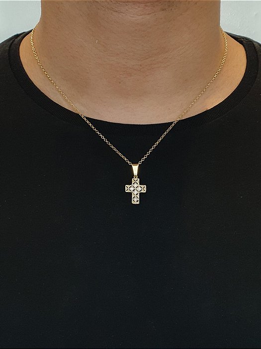 Corrente Elo Portugues 50cm 1,8mm + Pingente Cruz Cravejada e Vazada (15X21mm) Banhado A Ouro 18k