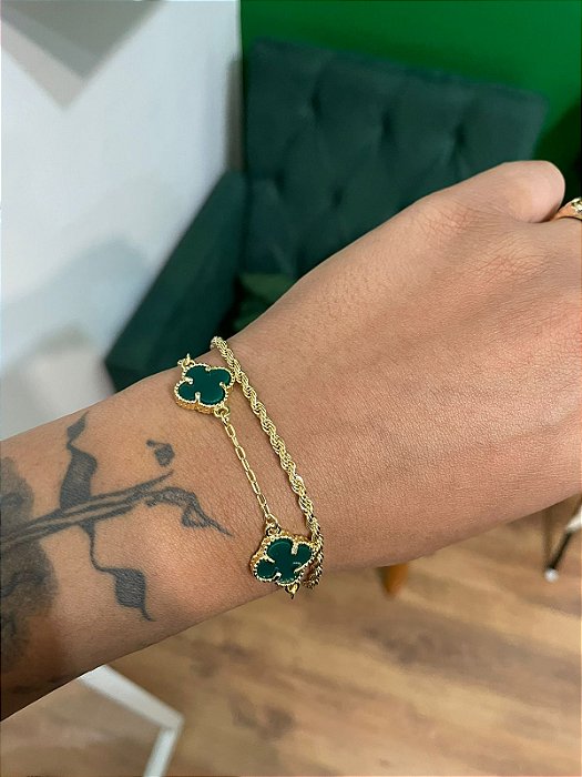 Kit Pulseira Trevo Verde + Pulseira Cordão Baiano 3mm Fecho Tradicional Banhada A Ouro 18k PUL053-PUL017