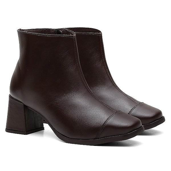 Bota Feminina Couro Cano Baixo Bico Quadrado Salto Grosso Casual Preto - 801-CAFE