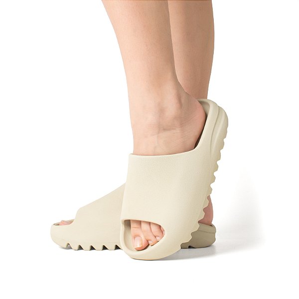 Chinelo Nuvem Slide Mion Tratorado Flexível Confortável OffWhite - Valentina K