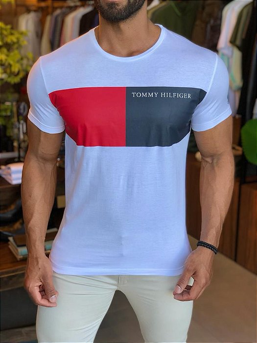 Camiseta Tommy Hilfiger estampada branca - Quadra 10