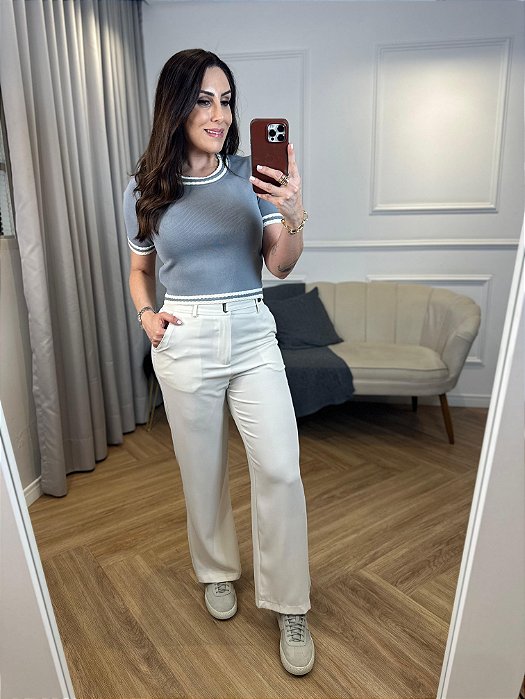 Calça alfaiataria pantalona Thaina