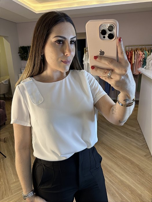 Blusa crepe laço