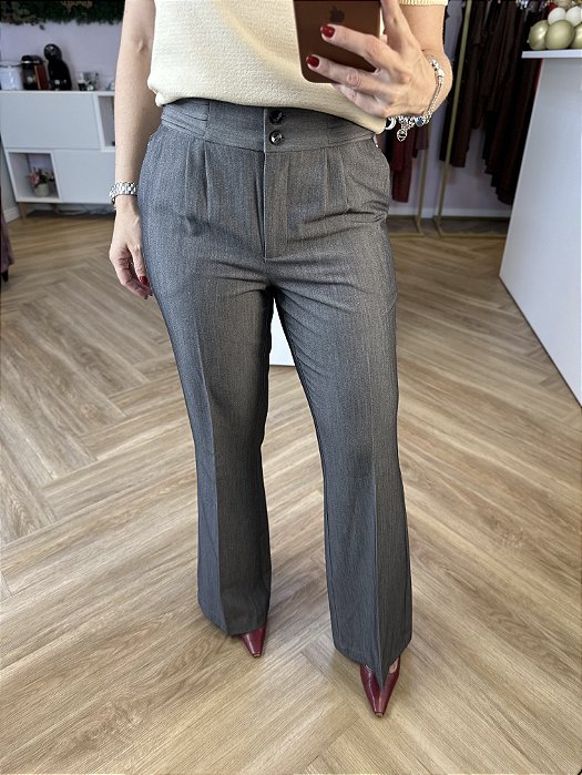 Calça alfaiataria flare Manu