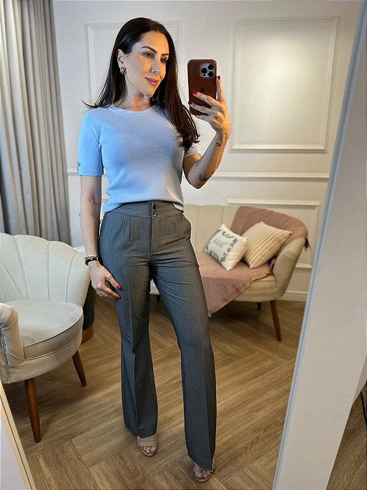 Calça alfaiataria flare Malu