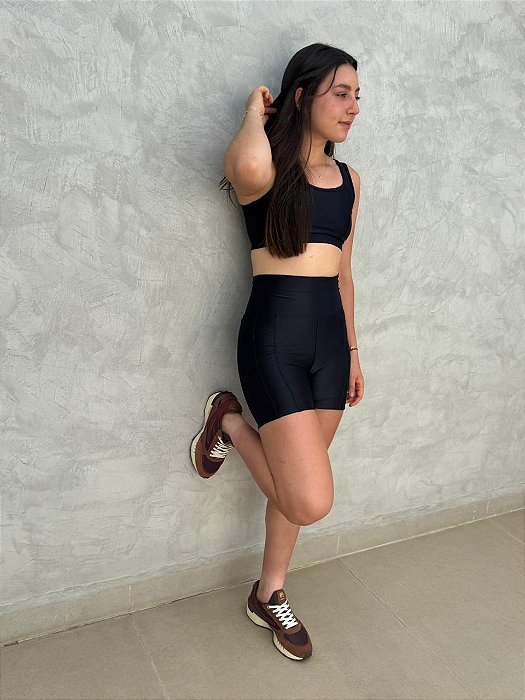 Conjunto shorts e top poliamida Sofia