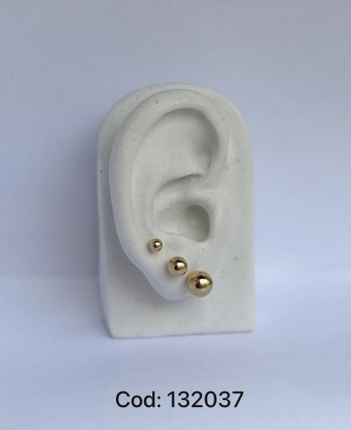 Brinco trio bolas lisas dourado