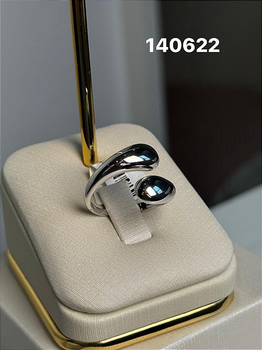 Anel liso branco regulável