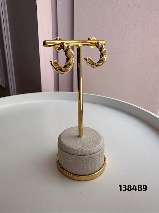 Brinco argola torcida dourado