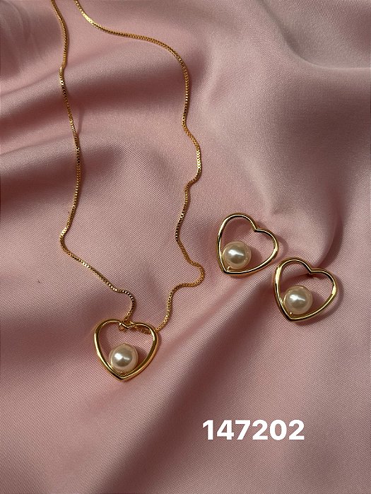 Conjunto coração pérola dourado
