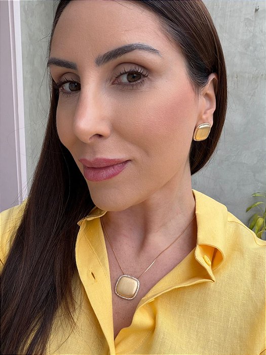 Conjunto quadrado micro zircônia dourado