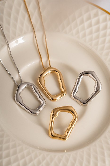 Conjunto vazado liso branco