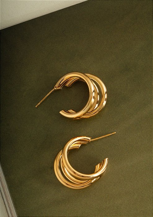 Brinco argola tripla lisa dourado