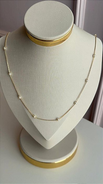 Colar pérolas dourado