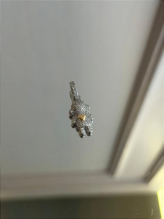 Pingente menina micro zircônia bicolor