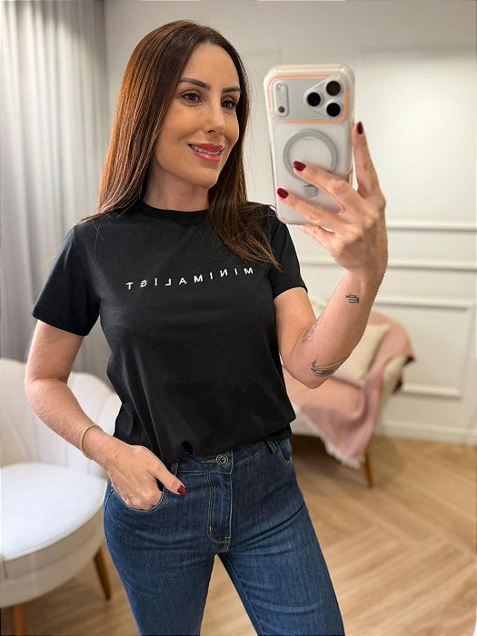 T-shirt minimalista - Preto