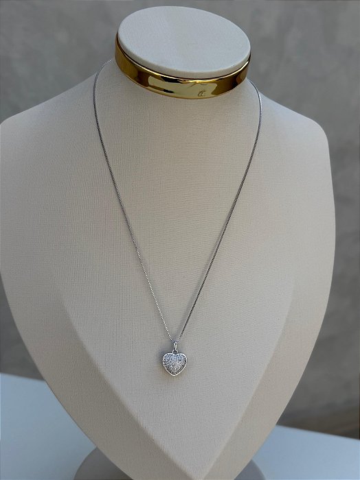 Colar relicário coração micro zircônia branco
