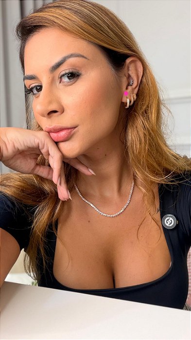 Brinco argola micro zircônia DOU