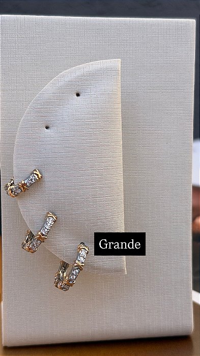 Brinco argola crav. com detalhe x grande