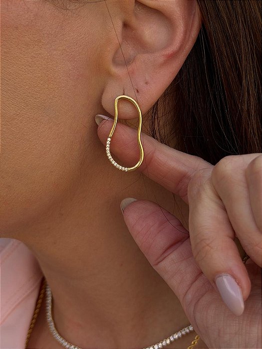 Brinco orgânico cravejado