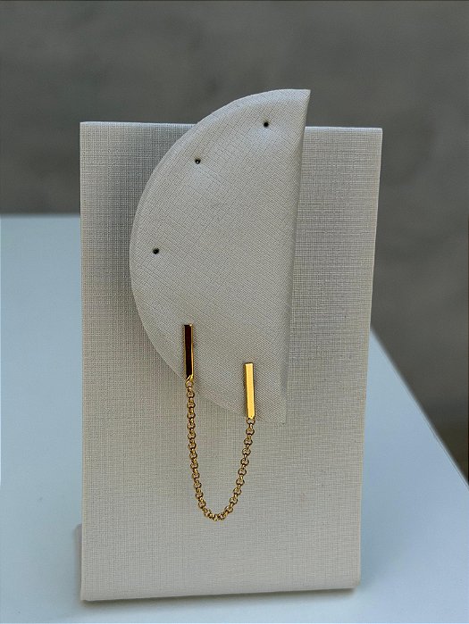 Brinco corrente liso dourado